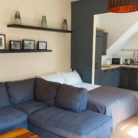 Large Studio Room In City Centre 프레스턴 외부 사진